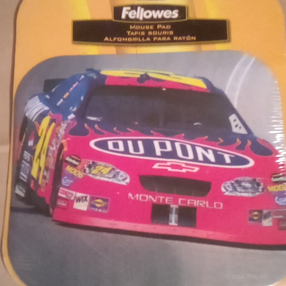24 MOUSE PAD NEW